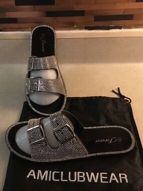 Ami Clubwear  Sparkling Size 7 Sandals